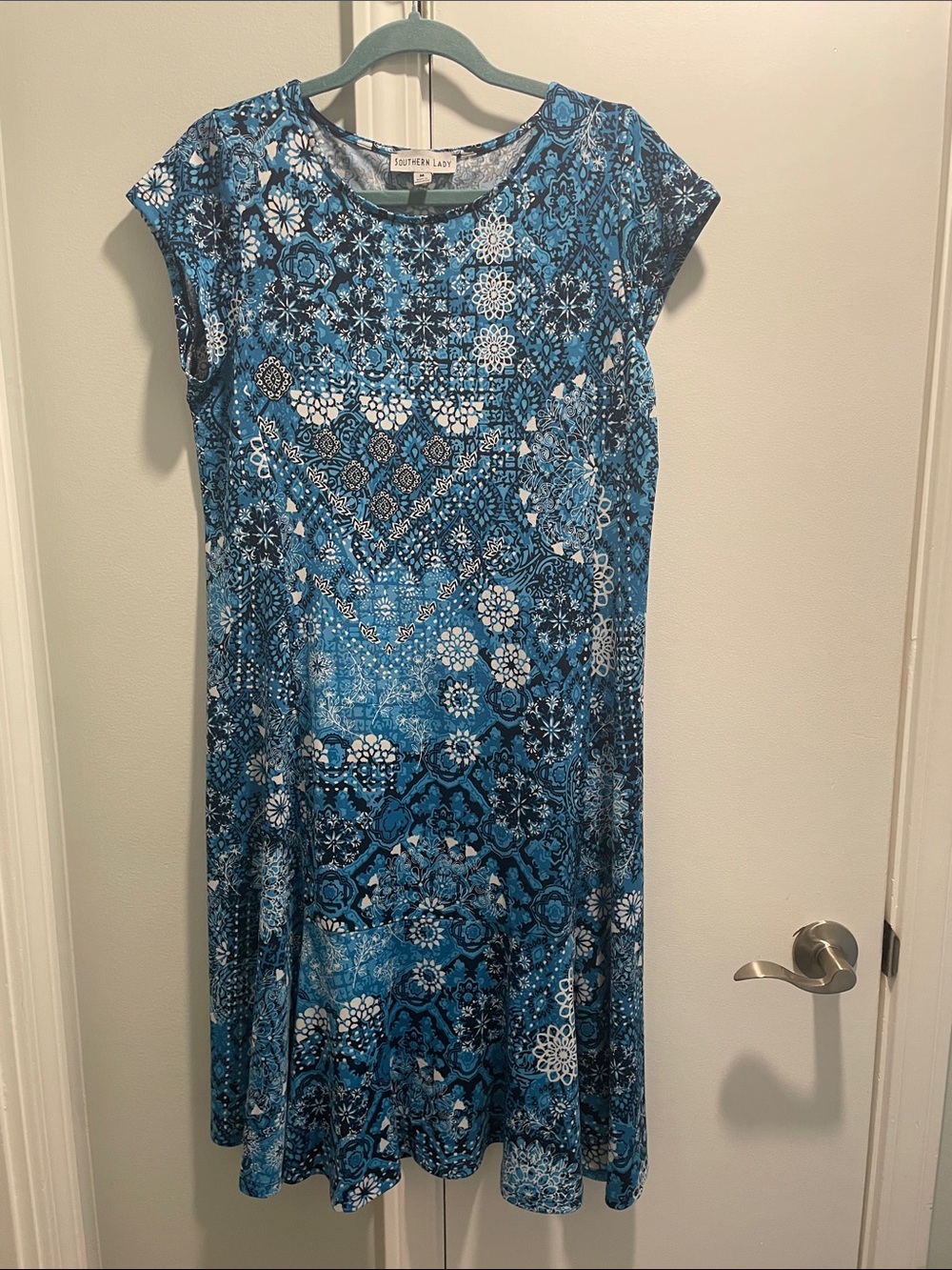 Southern Lady Blue & White Patterned Midi Dress
